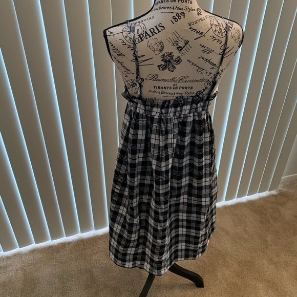 String dress 👗 - Picture 4 of 4